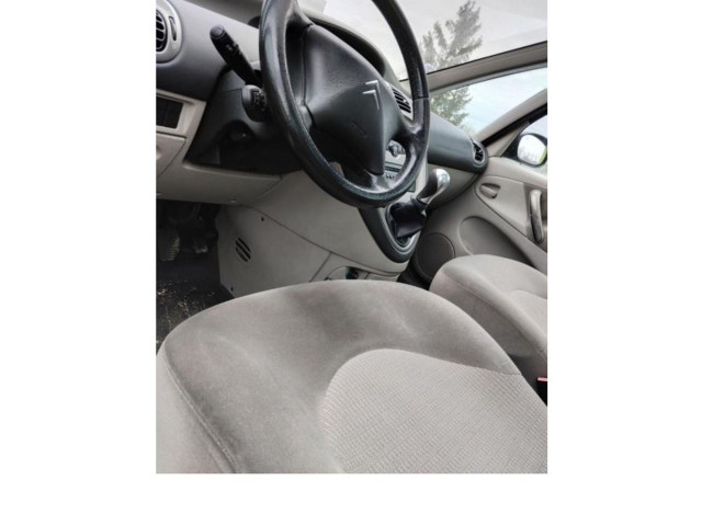   Pojistková skříňka    Renault Laguna III 2009