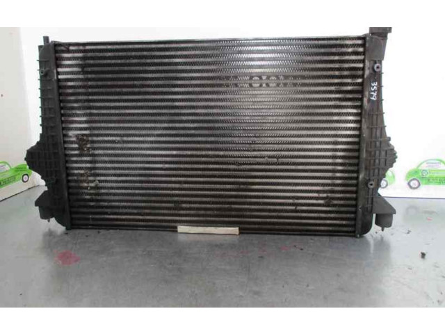 Интеркулер  3M219L440AA, 1686617   Ford Galaxy 