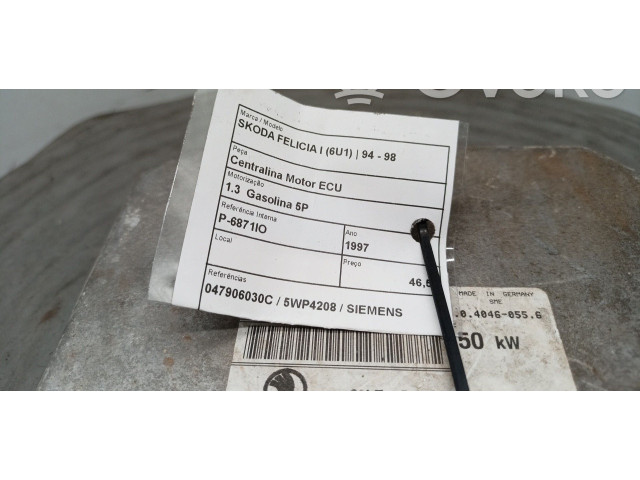 Блок управления двигателя 047906030C, 5WP4208   Skoda Felicia I