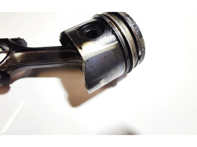 Píst    Peugeot Expert     