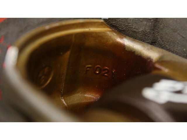  Поршень с шатуном    Volkswagen Beetle 1302  