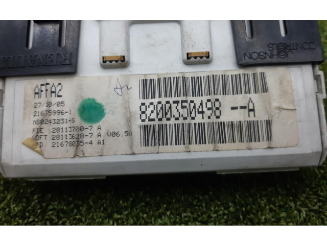 Дисплей    8200350498   Renault Megane II