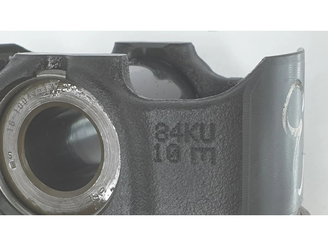  Поршень с шатуном  11258580462, 1212CD  BMW 2 Active Tourer U06  2.0
