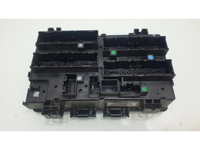 Блок предохранителей  P68242818AC   Jeep Grand Cherokee    