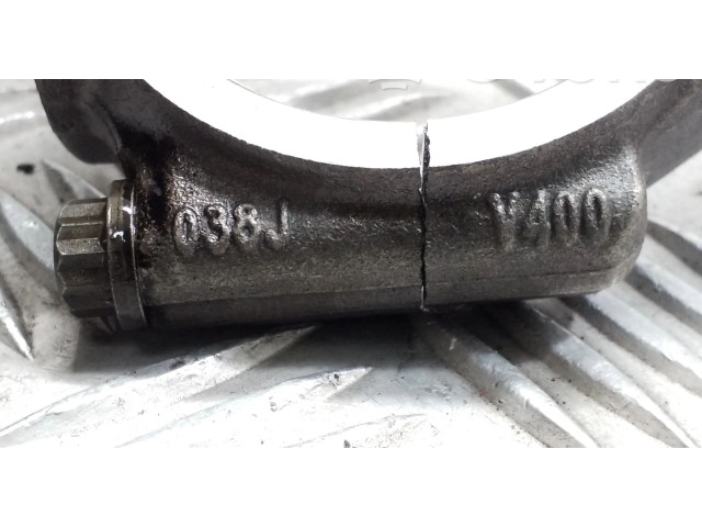  Поршень с шатуном CFGB 038J, 211211  Volkswagen Tiguan  