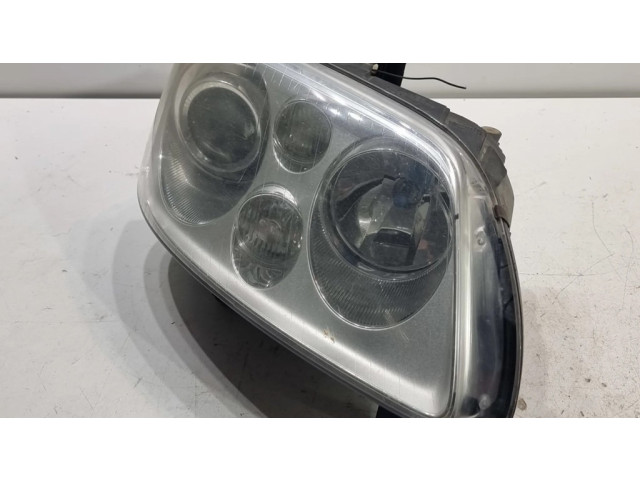Přední světlo pravé 1T0941032F, 0301205272   Volkswagen Touran I 2005