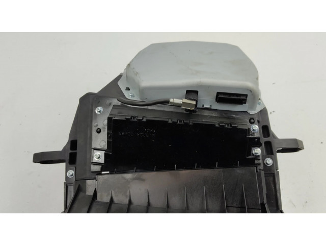 Дисплей    62309246213   BMW M5