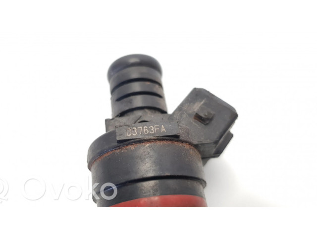 Vstřikovač 1747406, 03763FA   BMW 7 E38  pro benzínový motor 4.0  