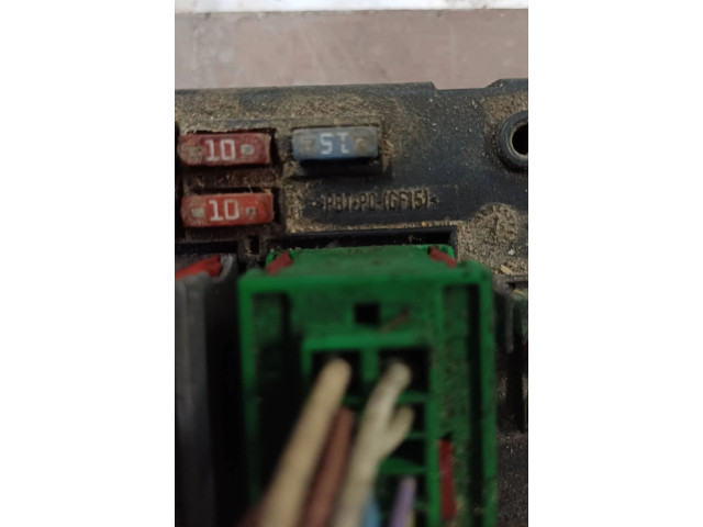 Блок предохранителей PPTP0C6F151, 10651   Fiat Ulysse    