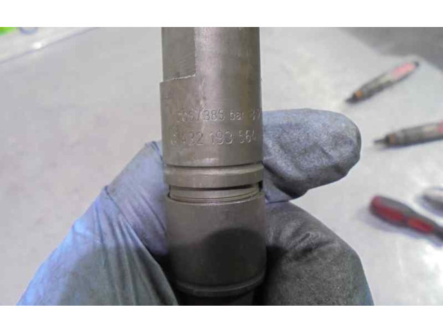 Vstřikovač 8200047509, 0432193564   Renault Megane I    F9QQ7 