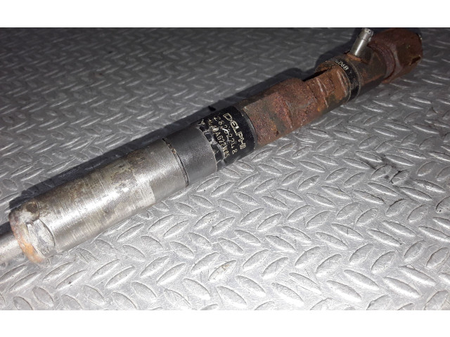 Vstřikovač 28232248   Nissan Micra    - 