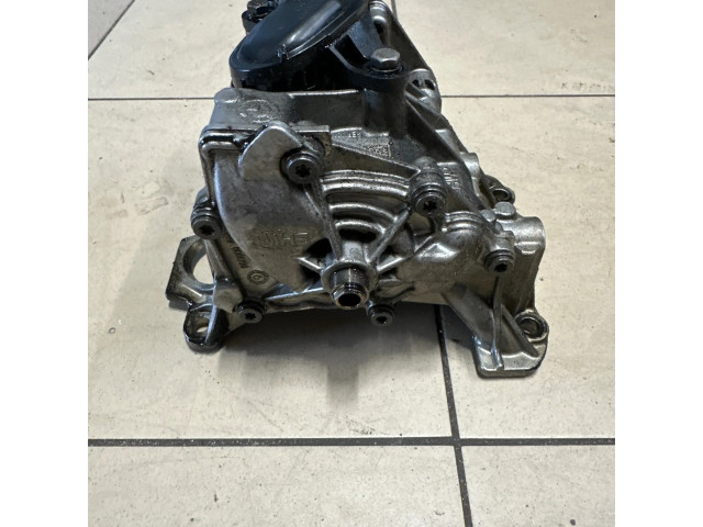 Масляный насос   11418513756, 8513756  BMW 5 F10 F11 2.0