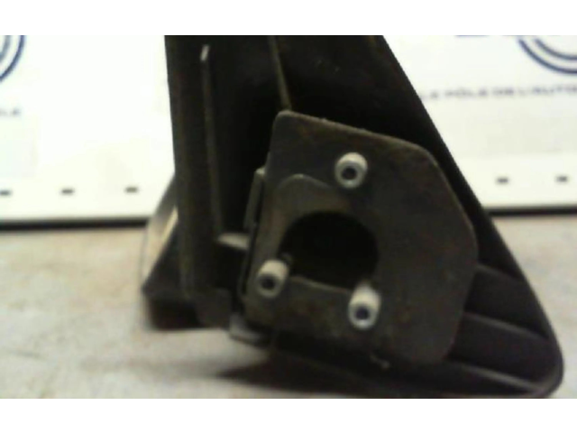 Zpětné zrcátko  Peugeot 205 1992  8148A4, 52317  