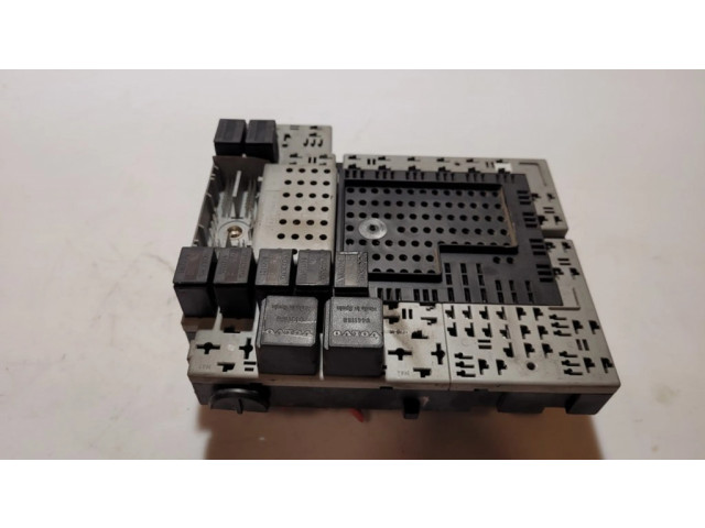   Pojistková skříňka 08697207   Volvo V70 2006