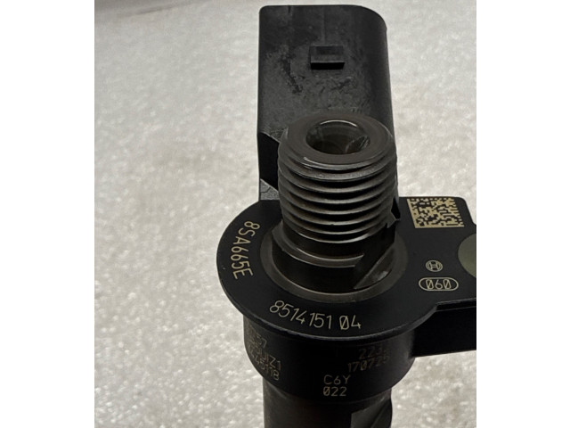 Форсунка 8514151    BMW 5 G30 G31   