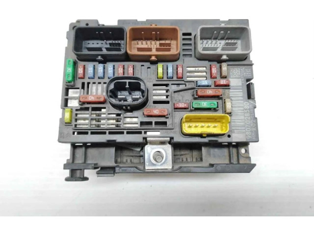   Pojistková skříňka 9807028580   Peugeot 3008  2015