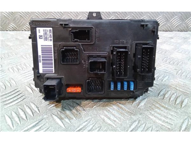 Ящик предохранителей (комплект) 9656148080, S1200170031   Peugeot 407      