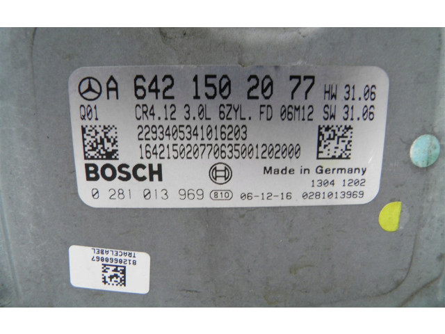 Řídící jednotka A6421502077   Porsche 911 996 1997
