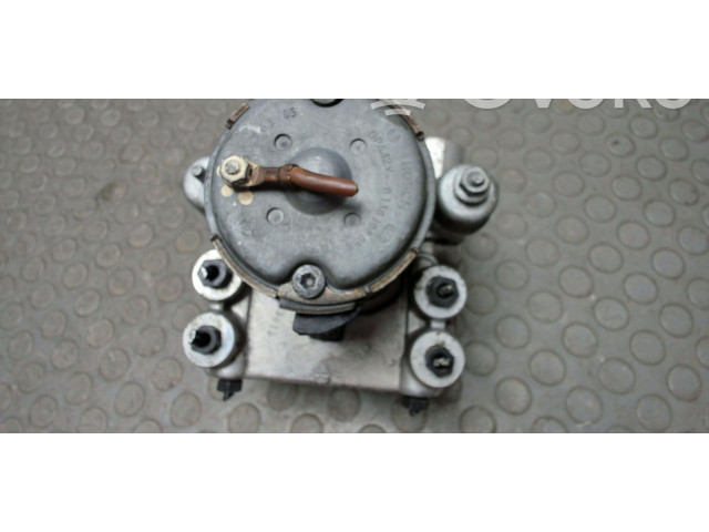 Jednotka ABS 0265214002, NICHTZUTREFFEND   Audi A6 S6 C4 4A 1996