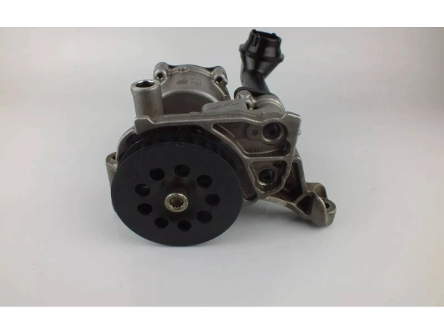 Масляный насос  CRKB / DJGA 04L145208T  Seat Leon (5F) 