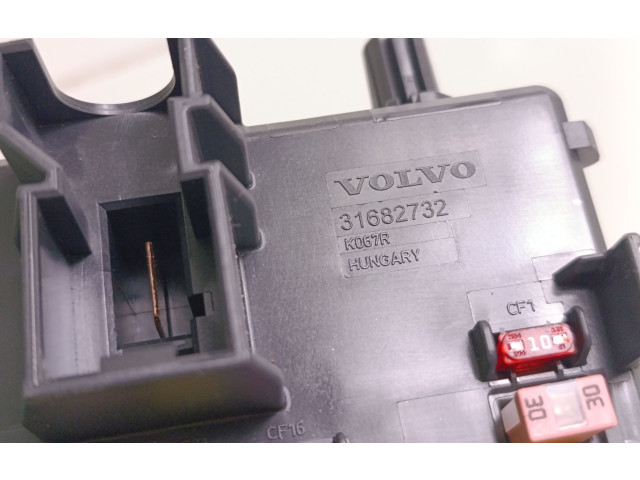   Pojistková skříňka 31682732   Volvo XC60 2022