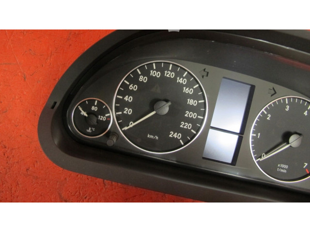 Přístrojová deska  Mercedes-Benz A W169 2005 A1695401247  