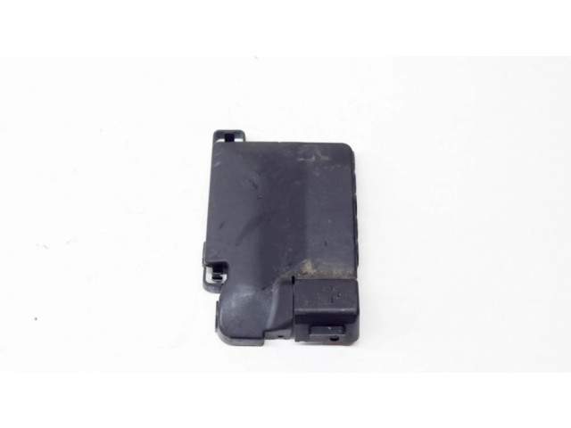 Крышка блока предохранителей 1EA915429C   Volkswagen ID.3    
