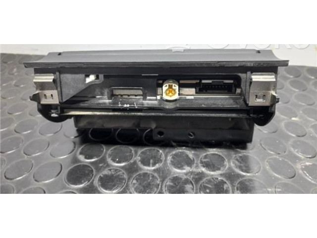 Дисплей    80857273B   Audi A1