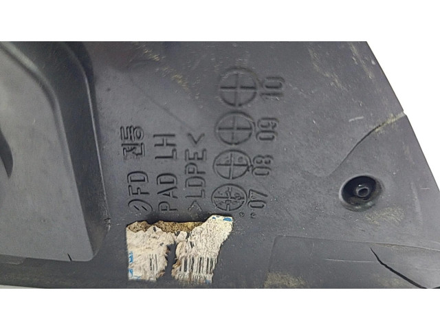 Zpětné zrcátko  levé Hyundai i30 2009  876102R130  