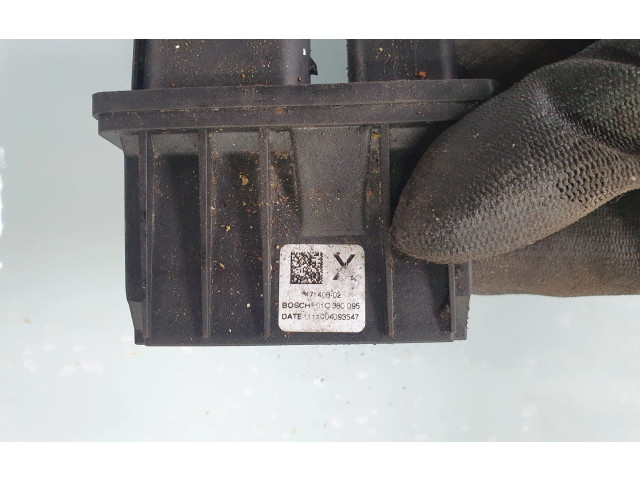  Pojistková skříňka 147140802, F01C380095   Volkswagen PASSAT B7 2012