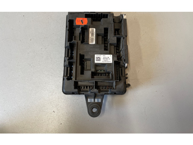   Pojistková skříňka 933788101   BMW 1 F20 F21 2014