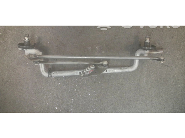 Моторчик заднего дворника 851500F030    Toyota Verso
