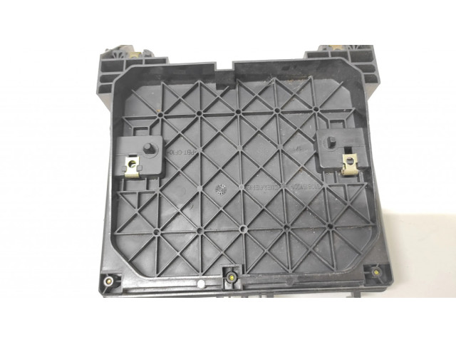 Блок предохранителей 7M0962258D, 97VW14B205AB   Ford Galaxy    