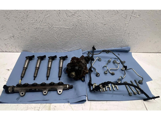 Vstřikovací lišta 804554, H82409395   Nissan X-Trail T31     