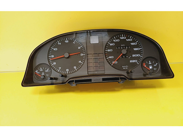 Přístrojová deska  Audi 80 90 B3 1988 893919033BA  
