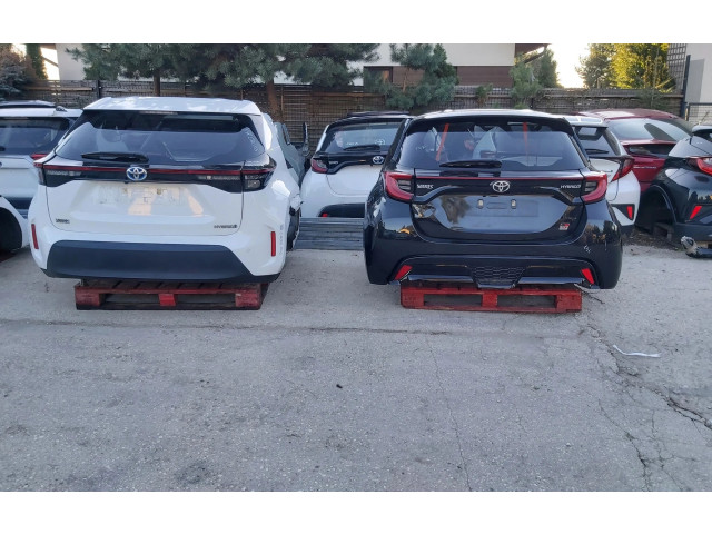 Vstřikovač 17101-F15130, 17101-F15130   Toyota Yaris XP210     