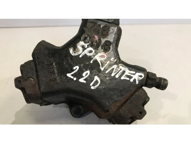 Vstřikovací čerpadlo A6110700501, 0445010008   Mercedes-Benz Sprinter W901 W902 W903 W904  pro naftový motor 2.2  