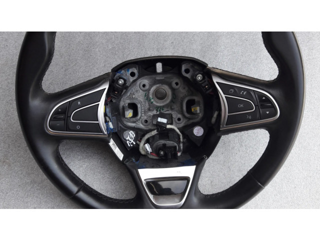 Руль Renault Kadjar  2015- года 484003952R, 6067008504      
