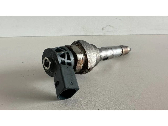 Vstřikovač 8514143   BMW 4 F32 F33  pro naftový motor 2.0  