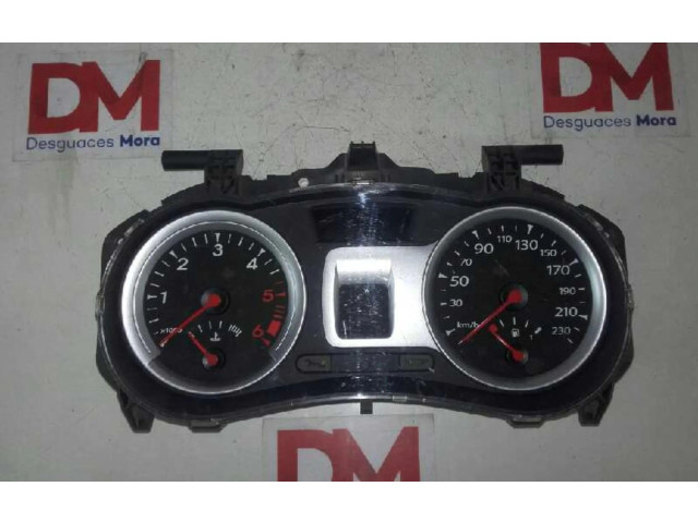 Přístrojová deska  Renault Clio III  8200821001D  
