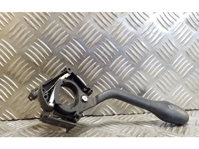 Ручка стеклоочистителей 1H6953503AA   Volkswagen PASSAT B4