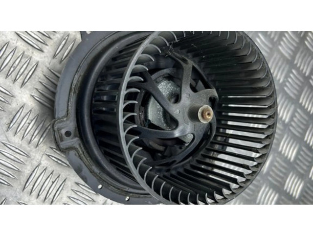 Вентилятор печки    8A1820021, 601858Z   Audi 80 90 S2 B4
