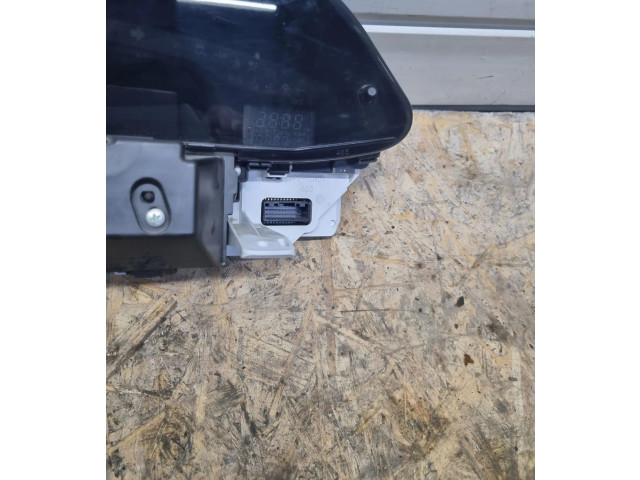 Přístrojová deska  Toyota Yaris 2007 838000D690D  