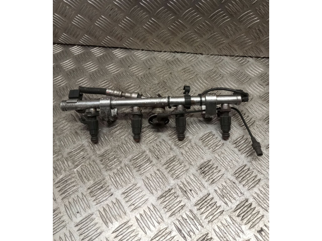 Vstřikovací lišta 04891337AB   Mini One - Cooper R50 - 53     