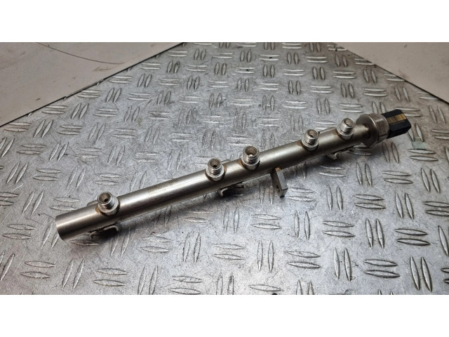 Vstřikovací lišta 7562474, 13537562474   BMW 1 E81 E87  pro benzínový motor 1.6  