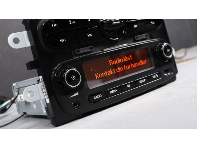 Радио/ проигрыватель CD/DVD / навигация A4539008707, 0150147711   Smart ForFour II W453    