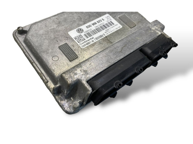 Блок управления двигателя 03D906023S, 5WP4092105   Volkswagen Fox