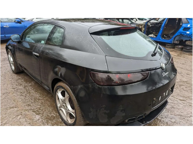 Píst 939A9.000   Alfa Romeo Brera  pro naftový motor 2.4 939A9.000 2.4 JTDM 20V