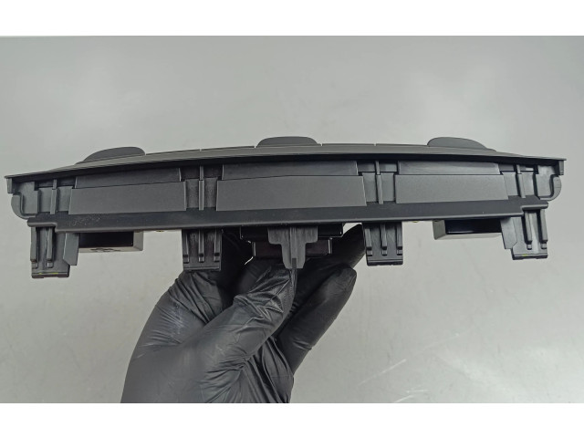 Блок управления климат-контролем 06701187960   Maserati Quattroporte