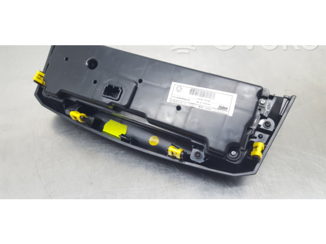 Блок управления климат-контролем 27510221, 5845T95020A   Renault Kadjar